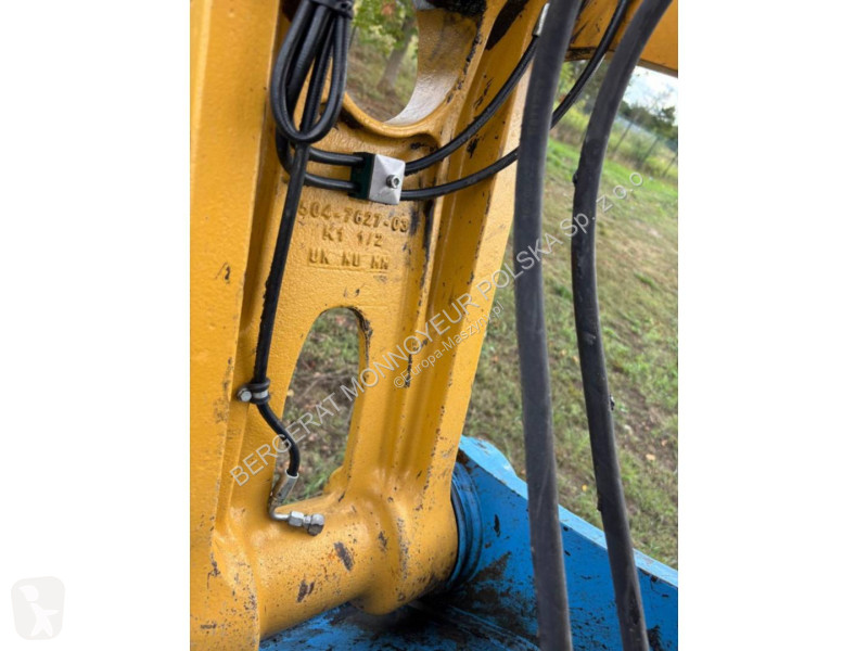 Экскаватор Caterpillar