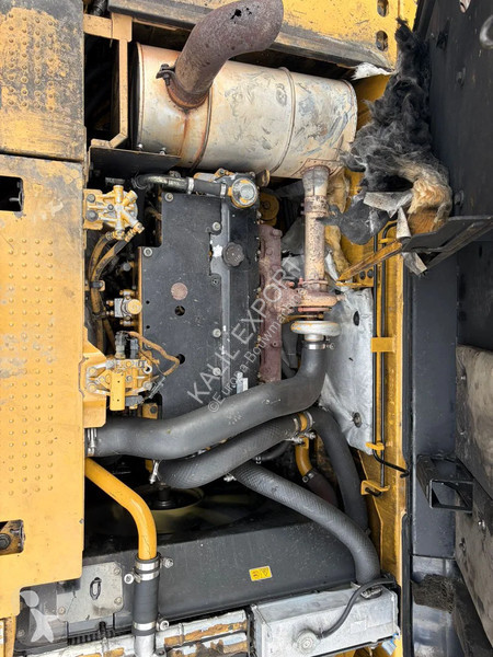 جرافة Caterpillar Track Excavator 22.9T Hammer...