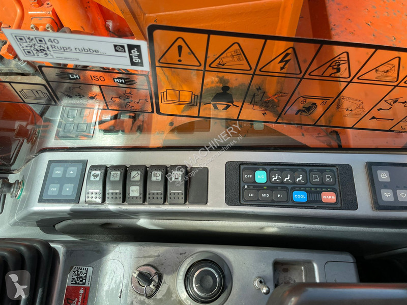 جرافة Doosan