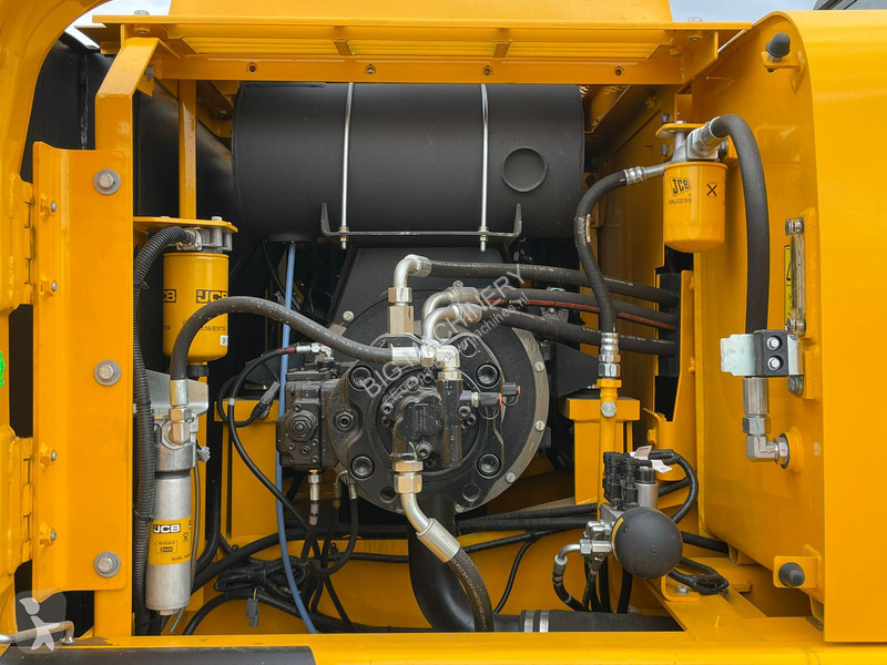 Rýpadlo JCB 245 HD LR