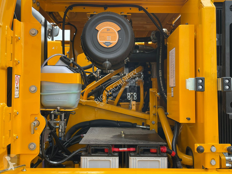 Rýpadlo JCB 245 HD LR