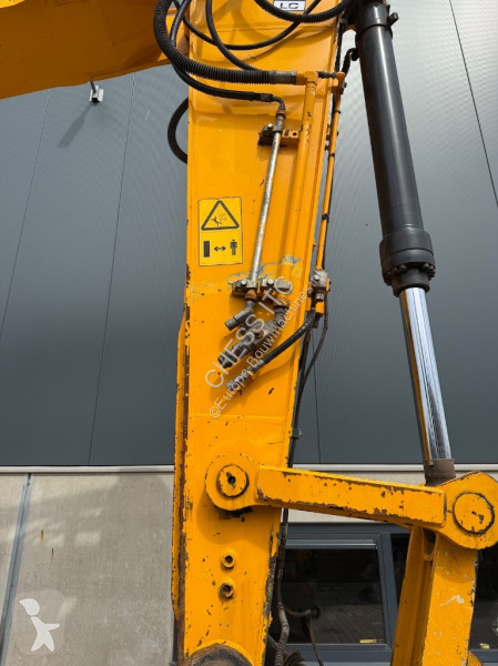 Lopatový nakládač JCB 300 LC 4F - 300 -