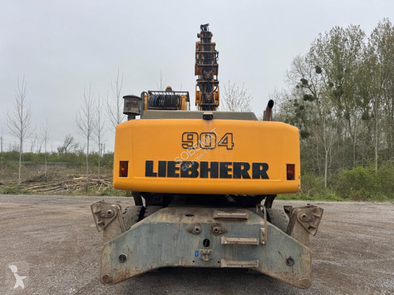 جرافة Liebherr A904C