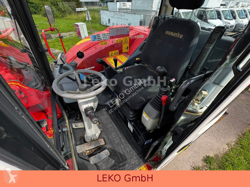 Rýpadlo Komatsu PW118MR-8 Mit Drei Löffeln