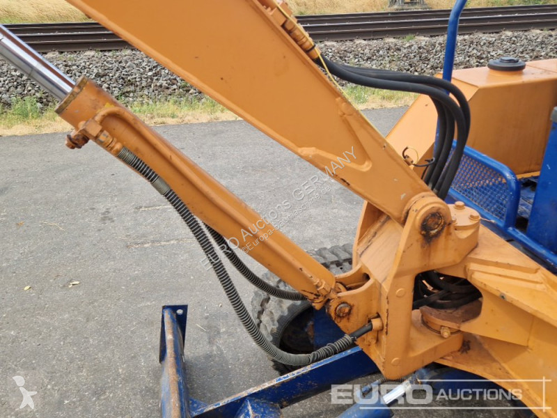 Rýpadlo Komatsu PC15-2