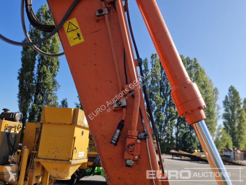 Excavadora Hitachi