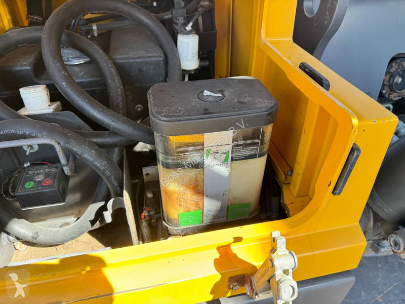 Rýpadlo Volvo 0EL - Hammer Lines / Quick Coupler