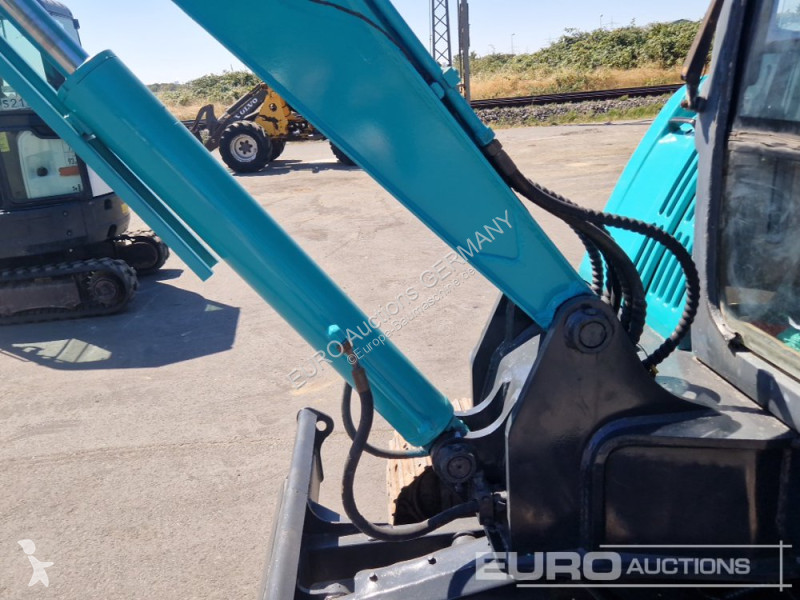 جرافة Kobelco SK55-C
