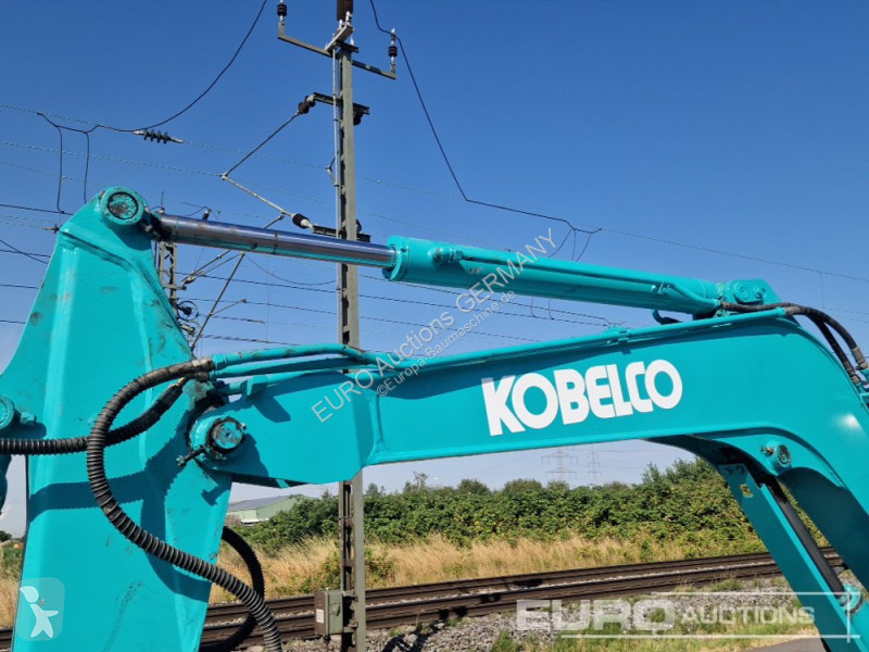 جرافة Kobelco C