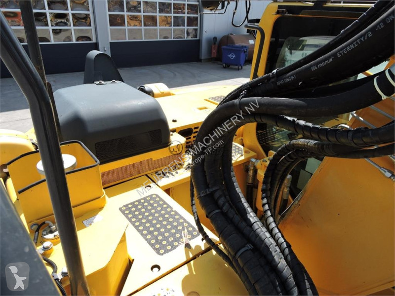 Rýpadlo Komatsu PC138