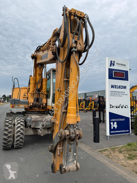 Lopatový nakládač Liebherr A | A/C