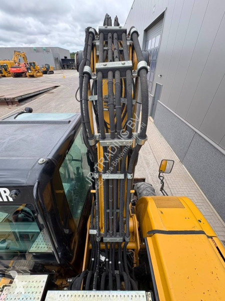 جرافة Caterpillar D (3 Buckets)