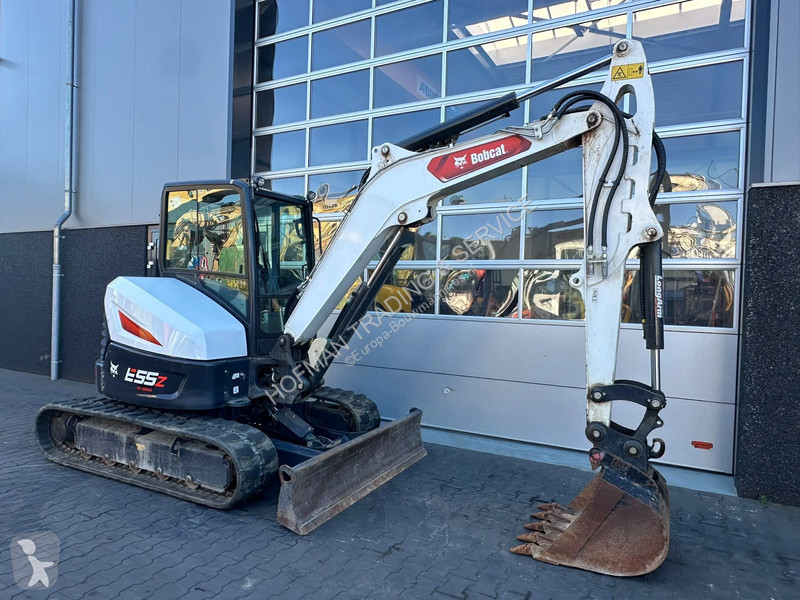 جرافة Bobcat E55z