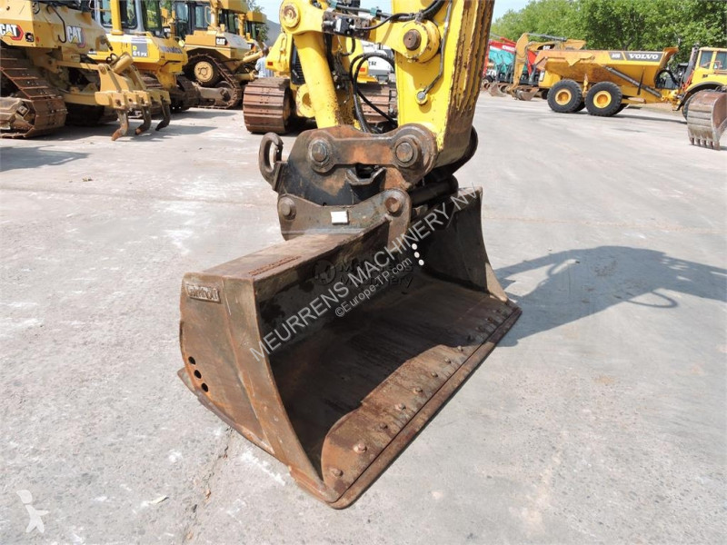 Rýpadlo Komatsu HB215 + GPS