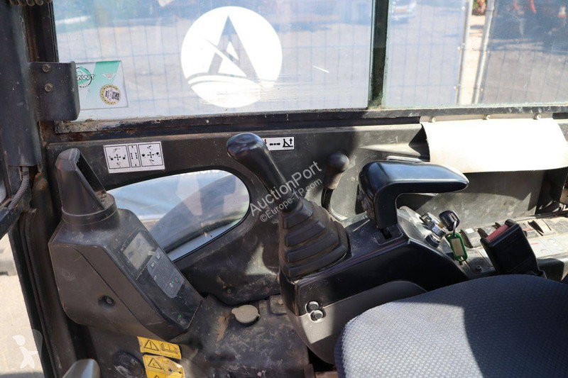 جرافة Hitachi