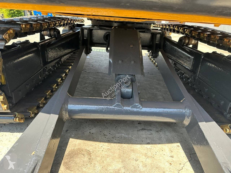 جرافة Komatsu 7