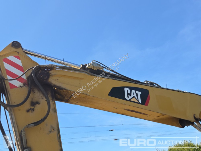 جرافة Caterpillar D