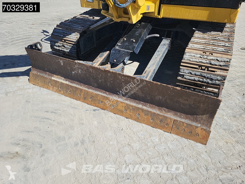 Lopatový nakládač Caterpillar CR
