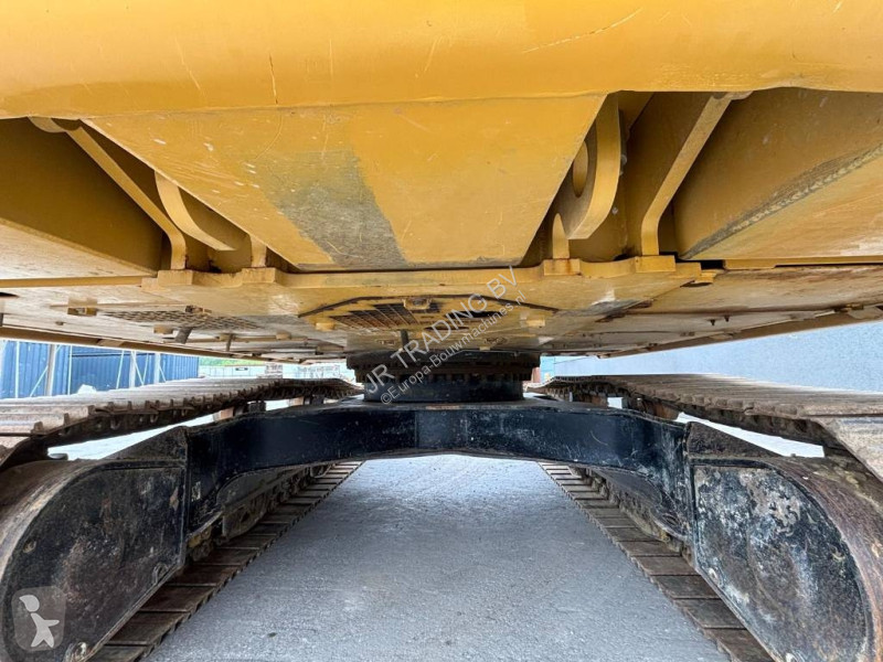 Escavatore Caterpillar 320