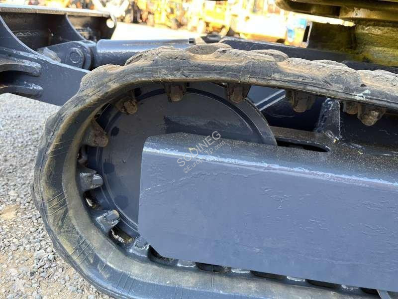 جرافة Komatsu  PC09-1