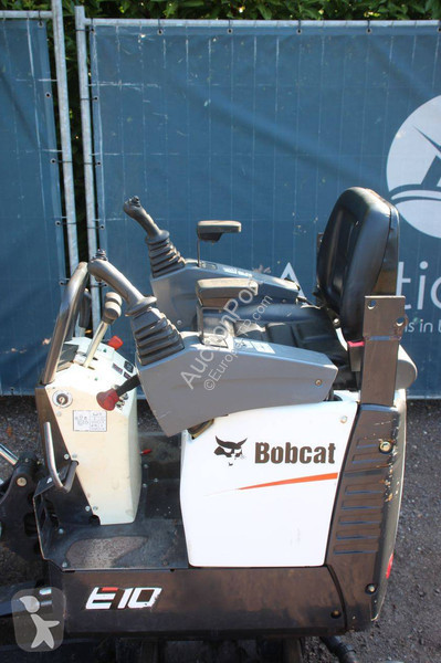 Багер Bobcat Z