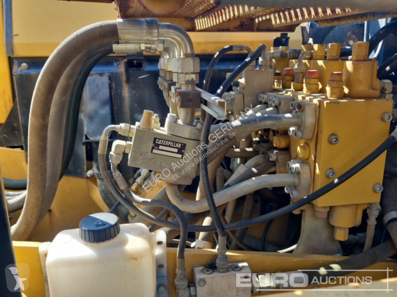 Excavadora Caterpillar C