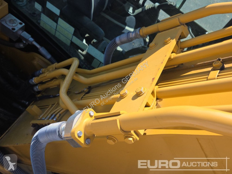 Excavadora Caterpillar GC
