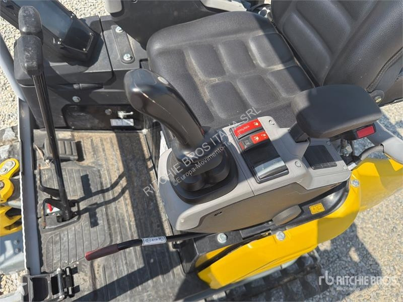 Екскаватор Wacker Neuson E