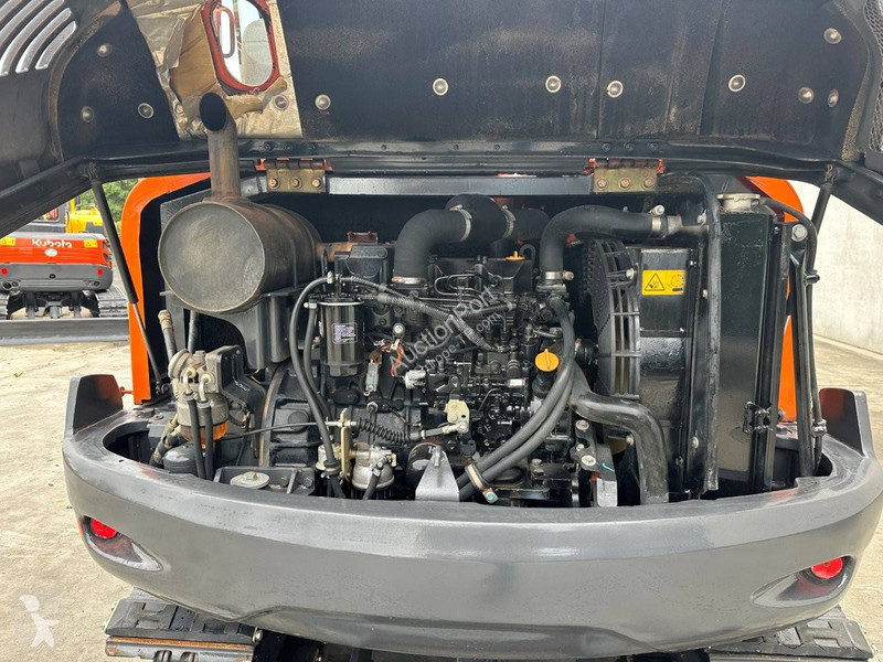 Escavadora Doosan 9C