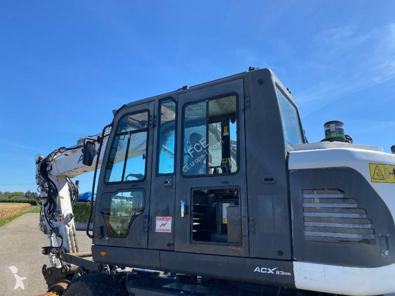 Acx DOOSAN 23 R-R 1er Main a réparer endommagée...