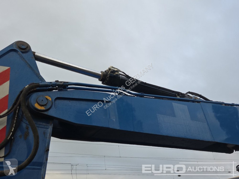 Kotrógép Caterpillar M320F