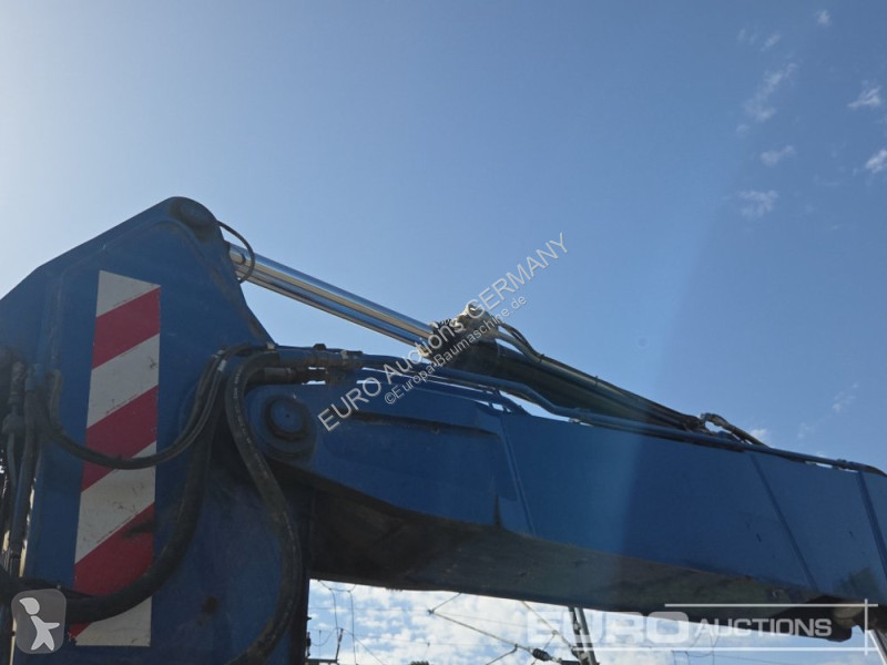 Koparka Caterpillar M320F