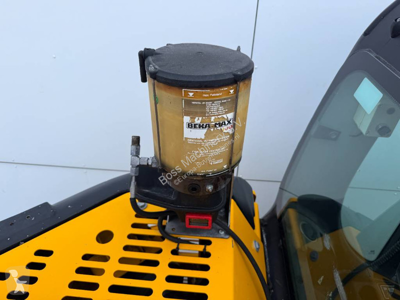 Graafmachine JCB JZ141LC - Hammer Lines / Quick...