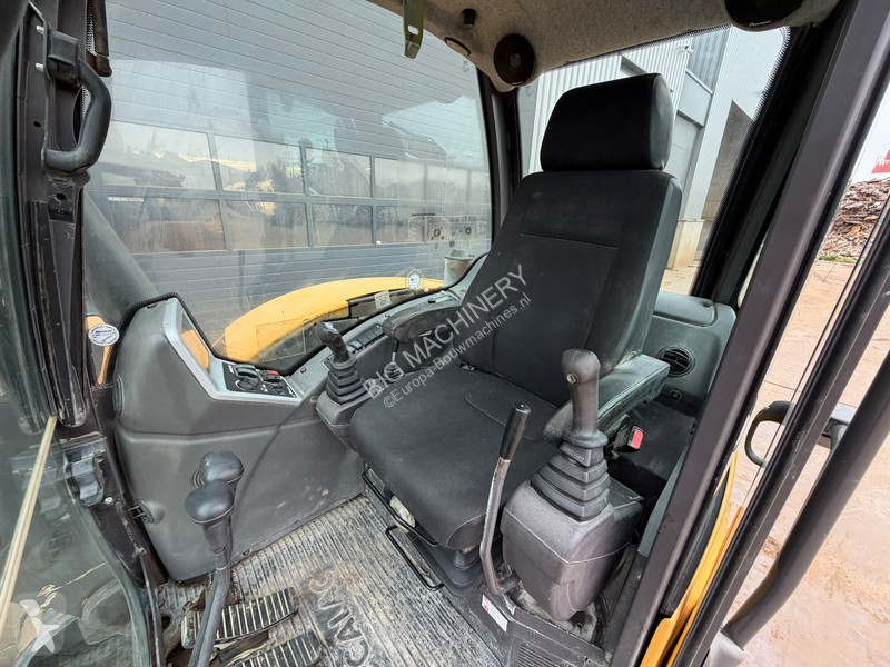 Экскаватор Mecalac MEC01