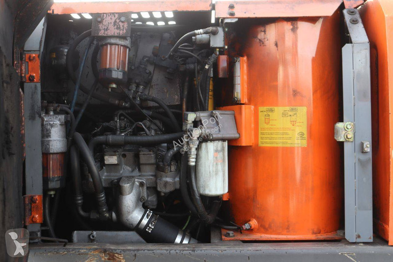 جرافة Hitachi