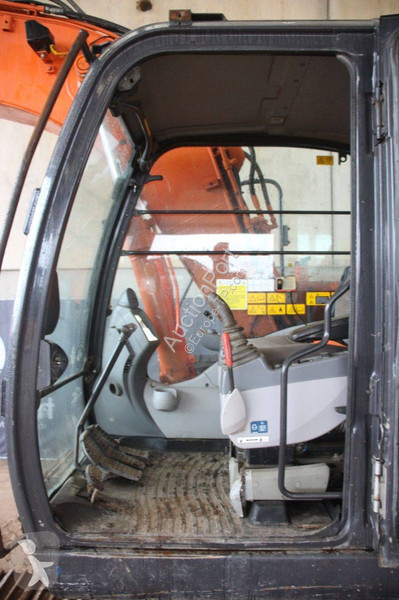 جرافة Hitachi 5B
