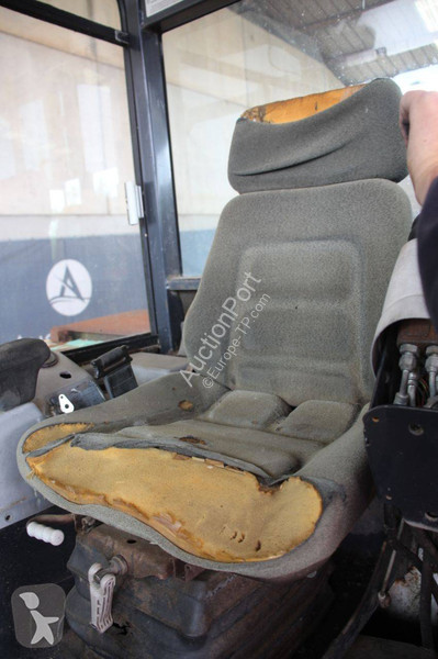 جرافة Bobcat