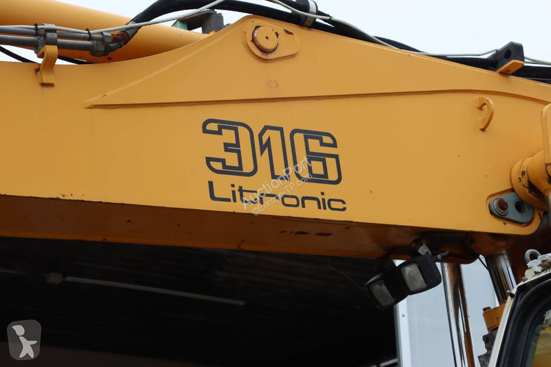 جرافة Liebherr
