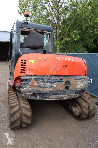 Excavadora Kubota KX080-4