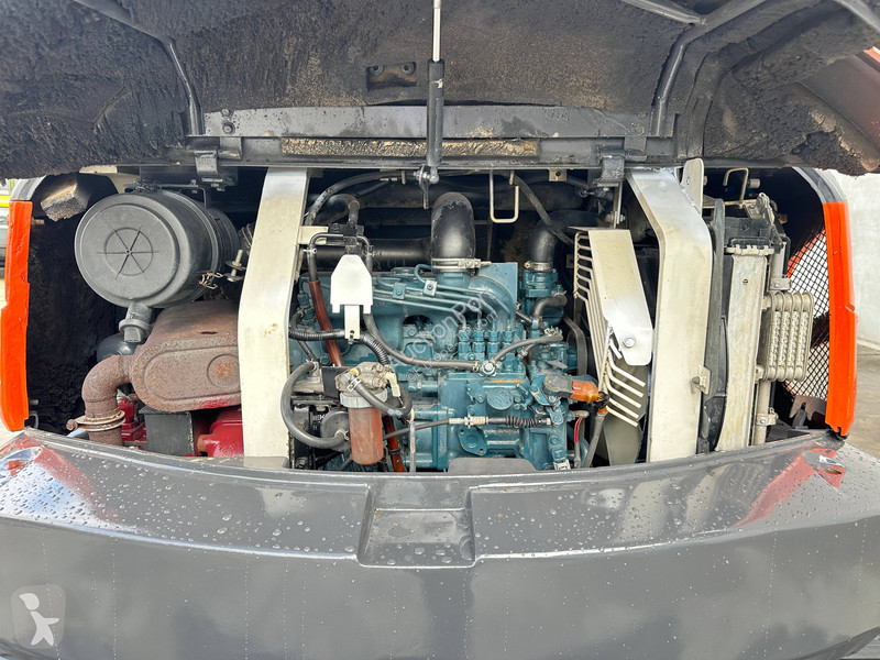 Skovel Kubota SZ