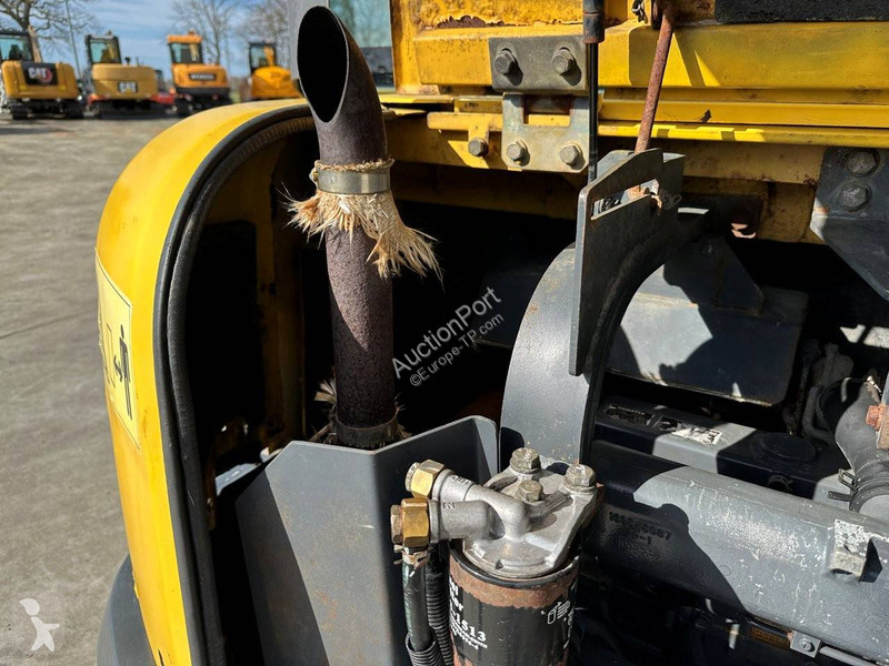 Skovel Komatsu 7