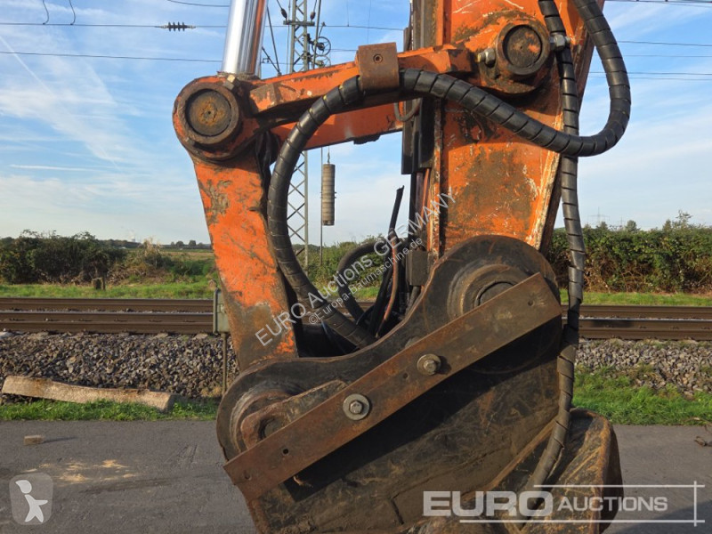 Skovel Hitachi 3