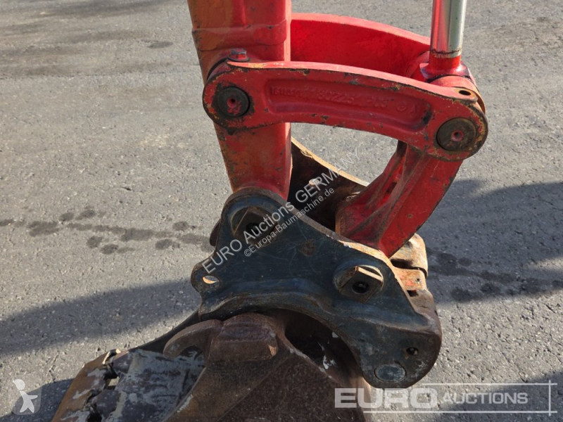 Excavadora Volvo ECR25D