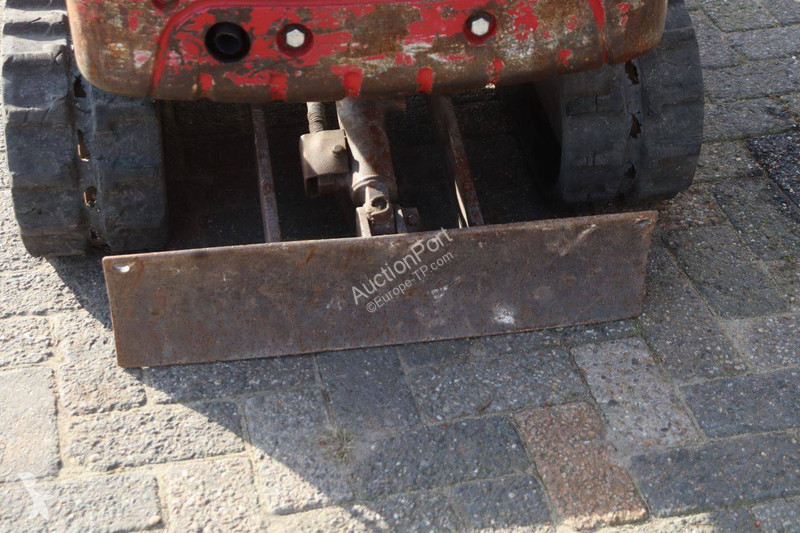 Excavadora Takeuchi