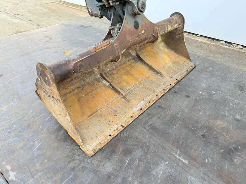 Pelle Liebherr A - Triple Boom / 2 extra Buckets!