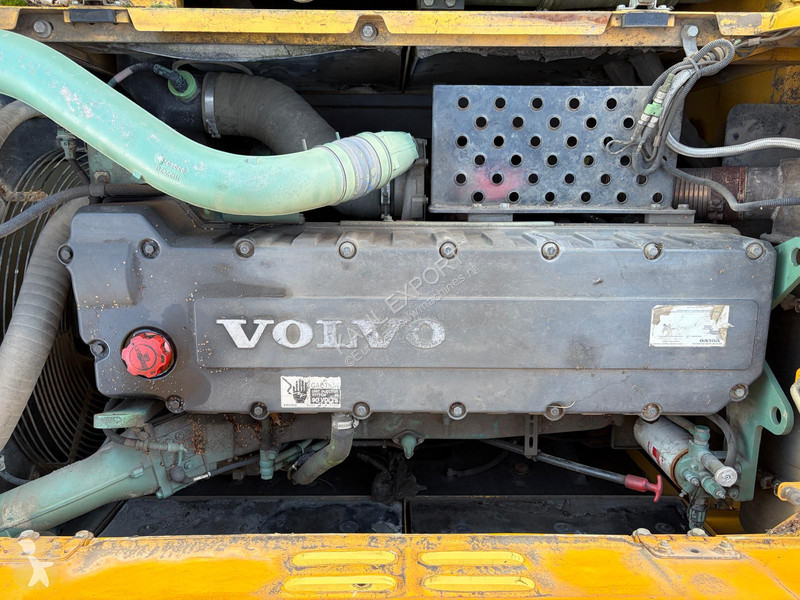 Pelle Volvo EC460B Track Excavator 46T. Hammer...