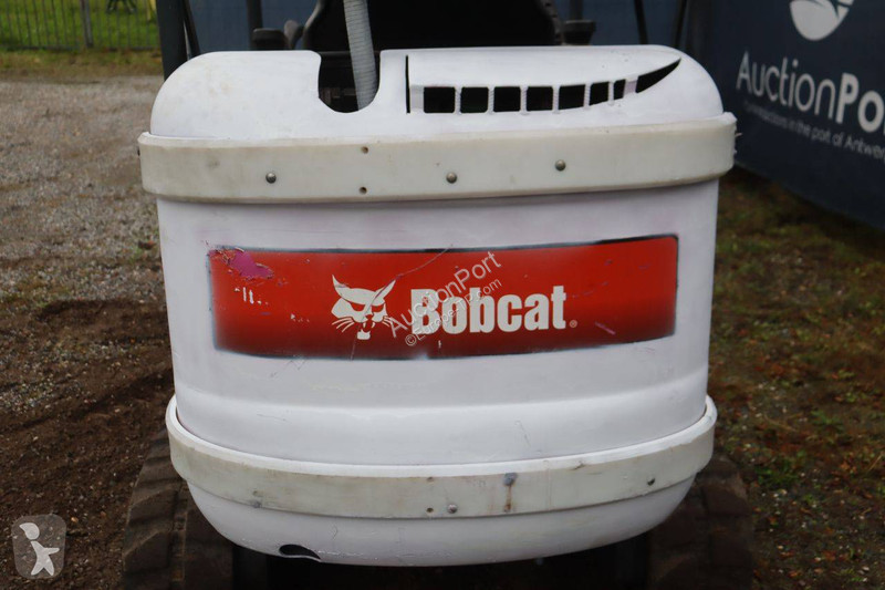 Багер Bobcat