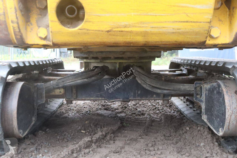 Багер Caterpillar