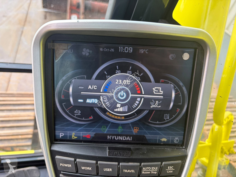 جرافة Hyundai HX260L