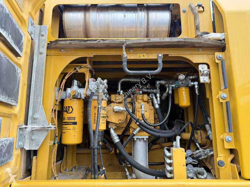 Excavator Caterpillar FLN - German / OilQuick /...